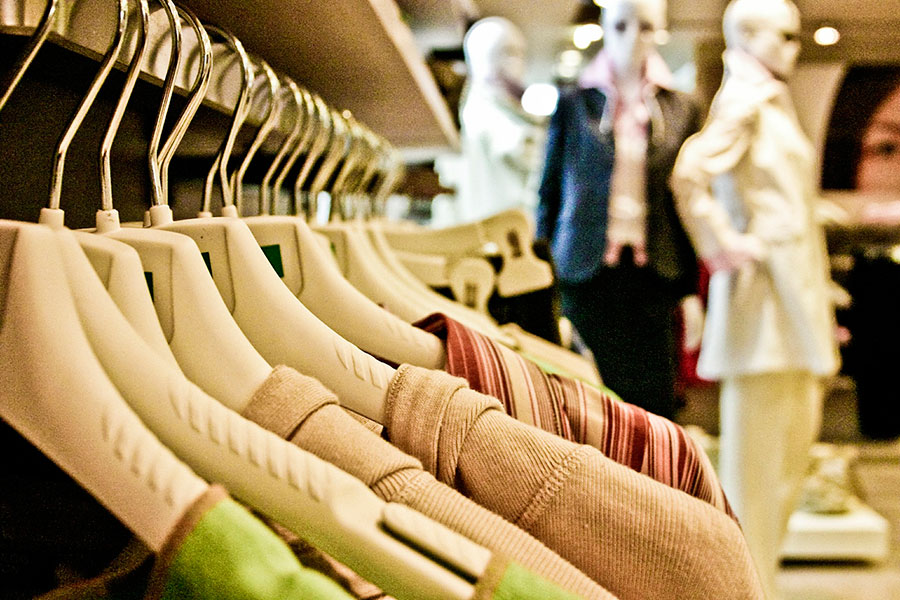 Incremente sua confecção com etiquetas para roupas | Sansil Etiquetas Bordadas