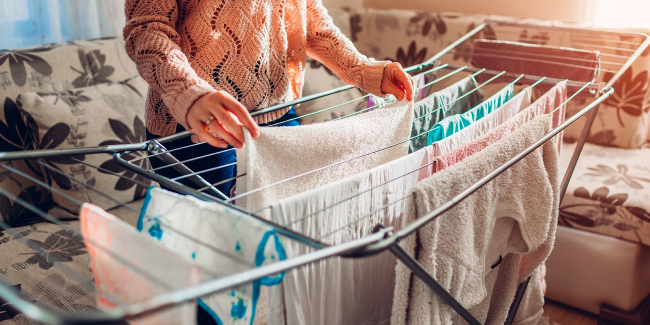 8 dicas de como secar roupas em dias chuvosos!